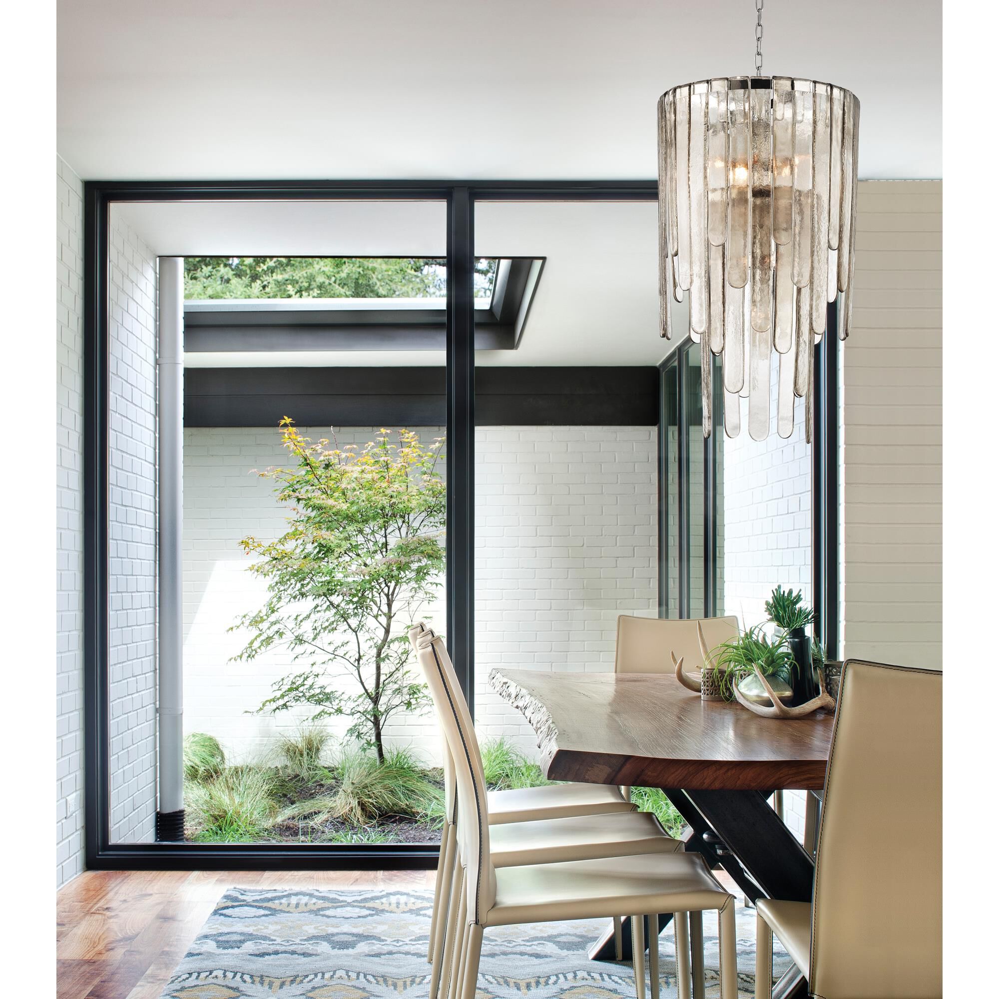 Shown in Polished Nickel finish and Champagne glass